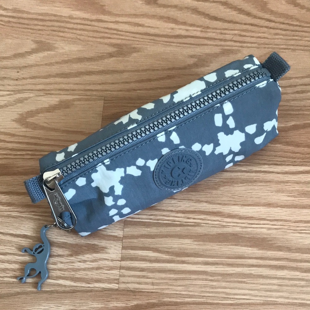 Kipling Grey pencil case
